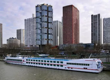 Novotel Suites Paris Nord 18eme, Franta / Paris