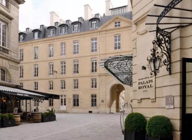 Hotel Grand Du Palais Royal