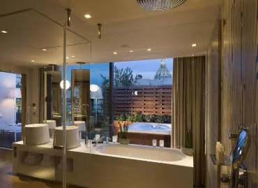 Le Cinq Codet, Franta / Paris