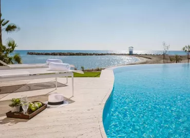 Hotel Lebay Beach, Cipru / Zona Larnaca / Larnaca