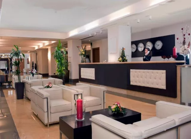 Cardinal Hotel St Peter