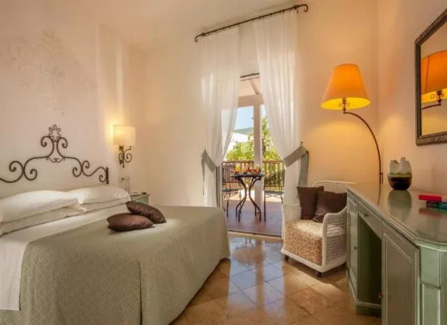 El Faro Hotel & Spa