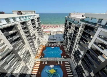 Resort Building Stefan Cm, Romania / Mamaia