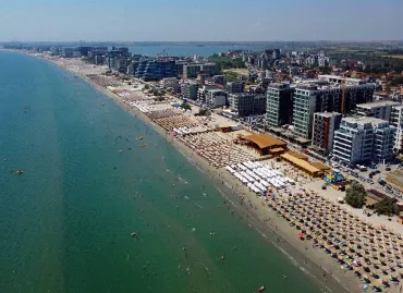 Apartamente Buildings, Romania / Mamaia