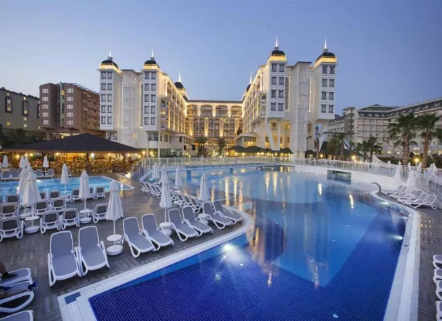 Kirman Sidera Hotel