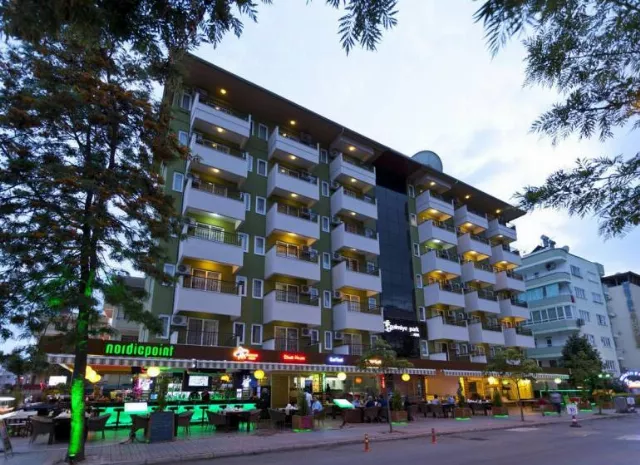 Royalisa City Apart Hotel