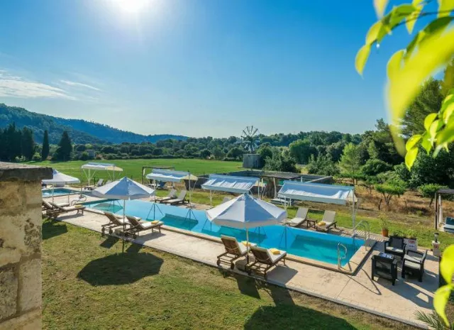 Monnaber Nou Eco Hotel