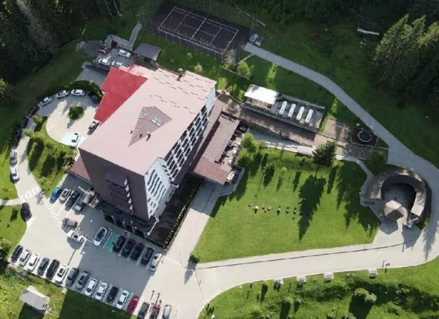 Hotel Pestera (cota 1610m)