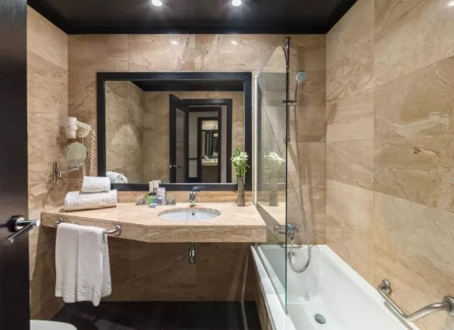 Hotel H10 Marina Barcelona