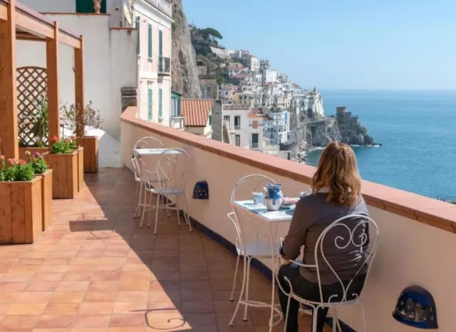 Il Porticciolo Di Amalfi