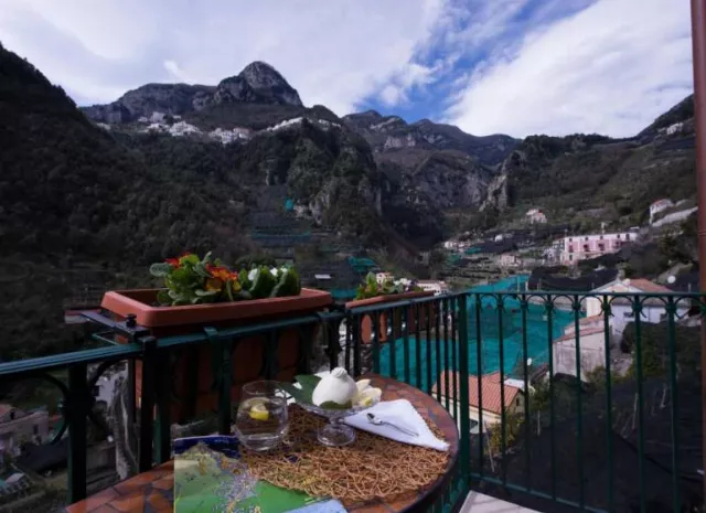 Valle Delle Ferriere Amalfi