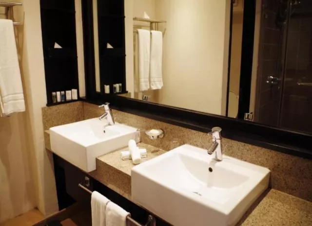 Hotel Pearle Beach Resort Spa