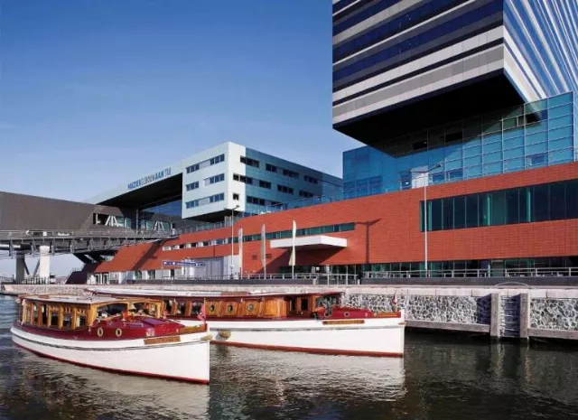 Hotel Mövenpick Amsterdam City Centre
