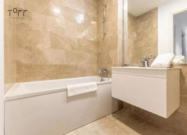 Apartments Luxuria Toff Dominium