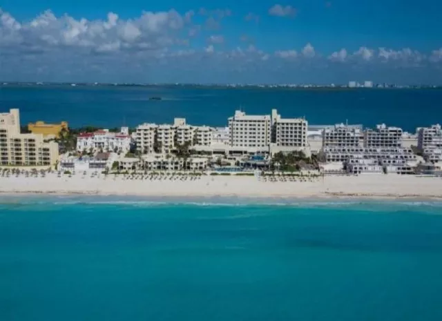 Occidental Tucancun