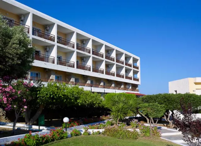 Hotel Dimitra Beach Suites