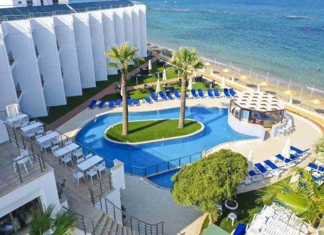 Hotel Mimoza Beach