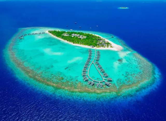 Hotel Amari Havodda Maldives