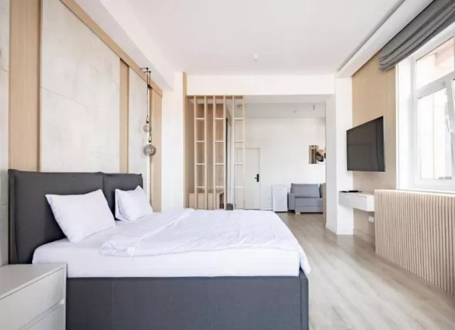 Hotel Piccolo Mondo By Citybookings