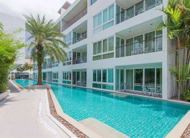 Hotel Palms Kamala Beach