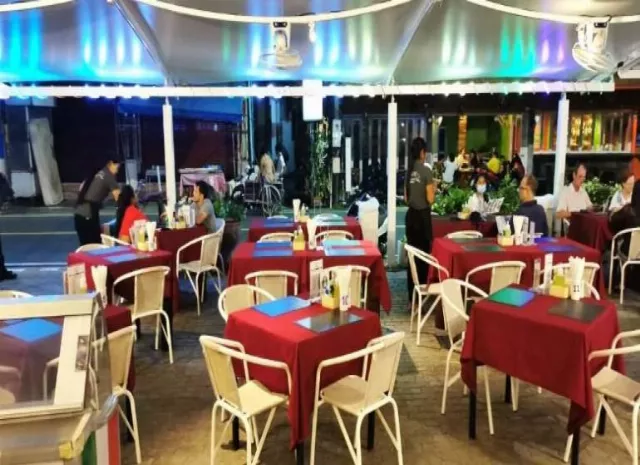 Hotel Palms Kamala Beach
