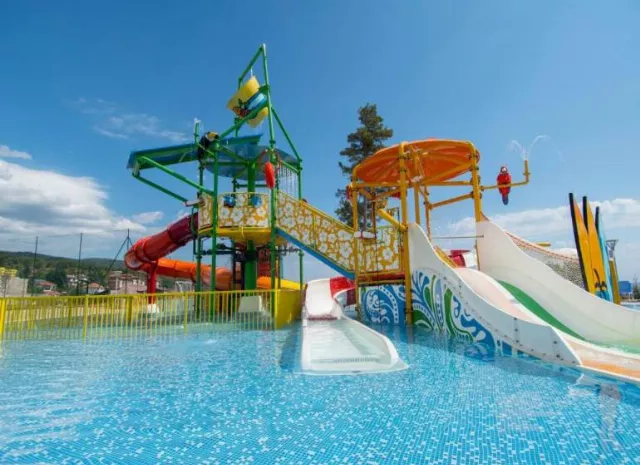 Hotel Nevis Resort Aqua Park