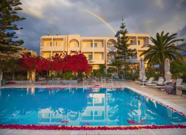 Hotel Kyparissia Beach