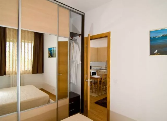 Hotel Red Accomodation