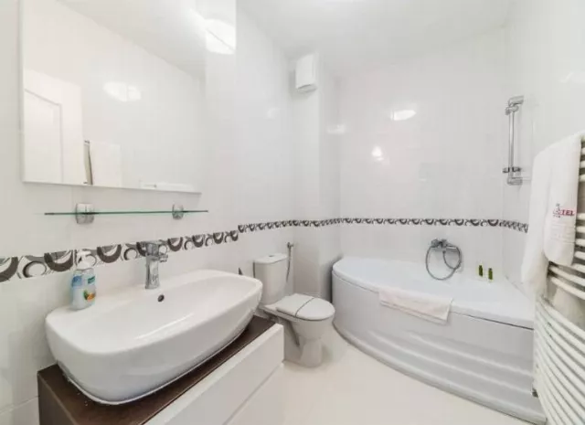 Hotel Red Riviera Suite And Lake