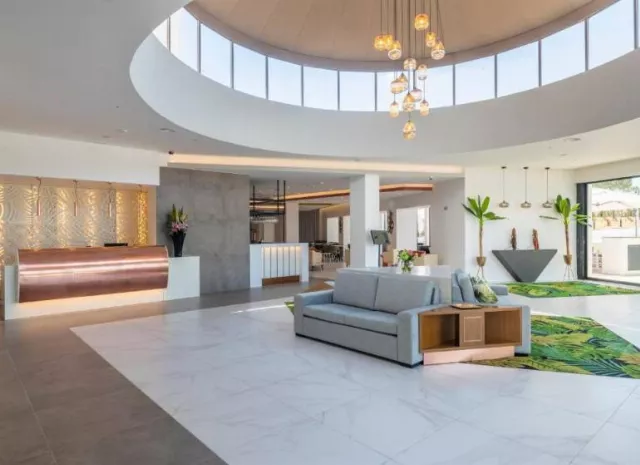 Hotel Regency Salgados Spa