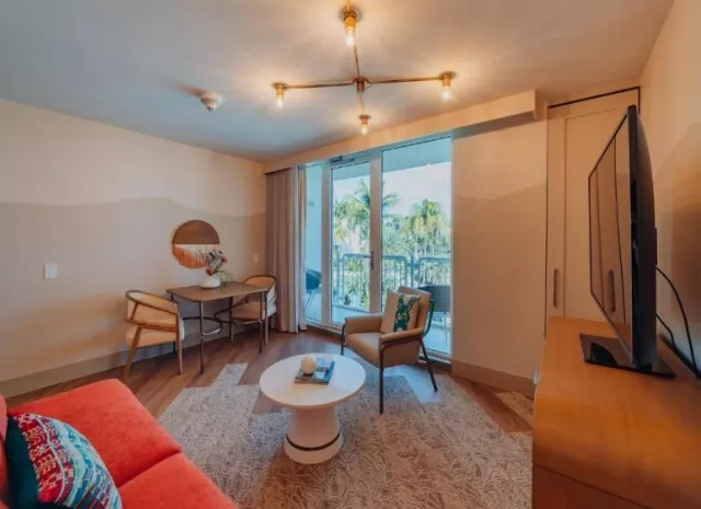 Hotel Renaissance Wind Creek Aruba Resort