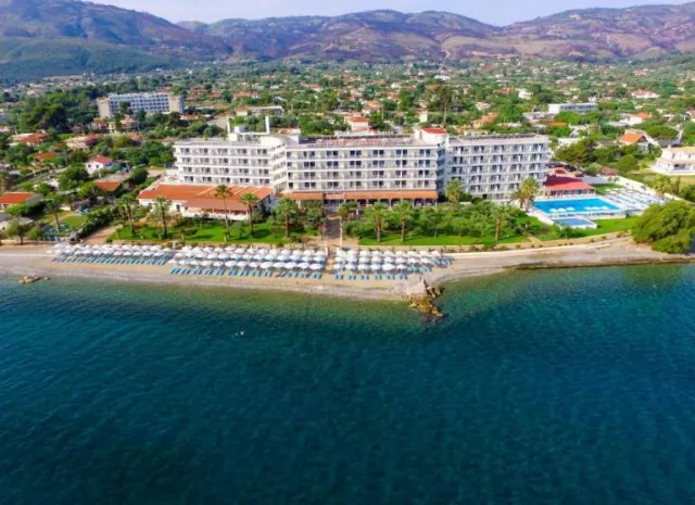 Hotel Calamos Beach Family Club