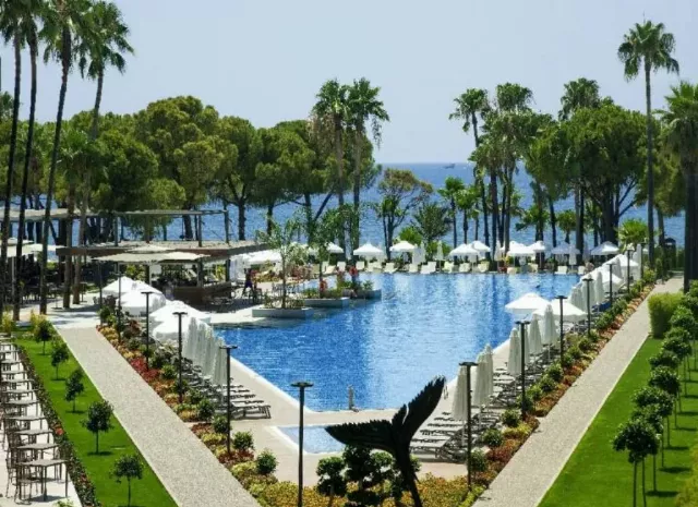 Hotel Acanthus & Cennet Barut Collection