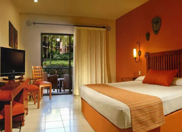 Hotel Catalonia Yucatan Beach Resort