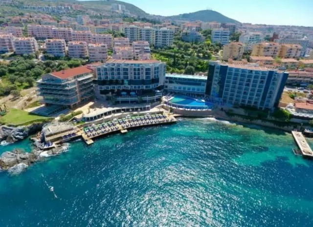 Hotel Charisma De Luxe Kusadasi