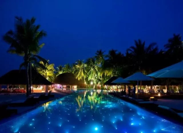 Hotel Kuramathi Island Resort