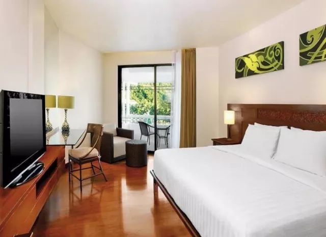 Hotel Le Meridien Phuket Beach Resort