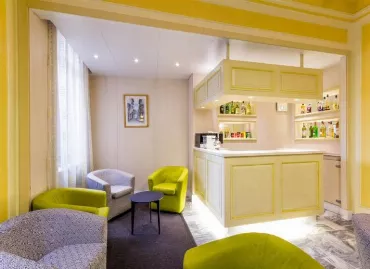 Hotel Busby, Franta / Nisa