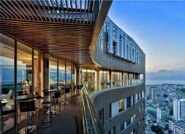 Hotel Hilton Da Nang, Vietnam / Da Nang City