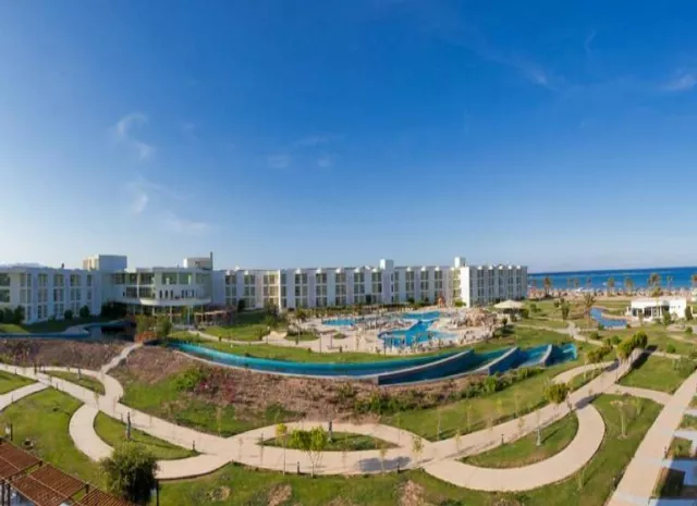 Hotel Amarina Star Resort & Aqua Park