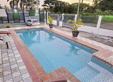 Hotel Express Inn Pty Aeropuerto Internacional Panama, Panama / Panama City