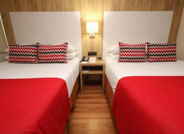 Hotel Ramada By Wyndham Panama Via Argentina