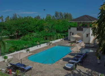 Hotel Mzima Beach Resort, Kenya / Mombasa / Diani Beach