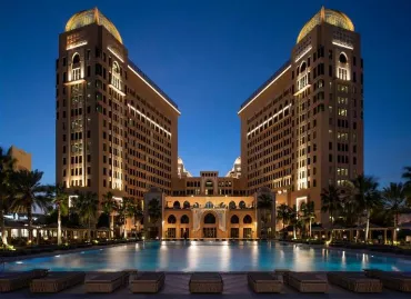 Hotel The St. Regis Doha, Qatar / Doha