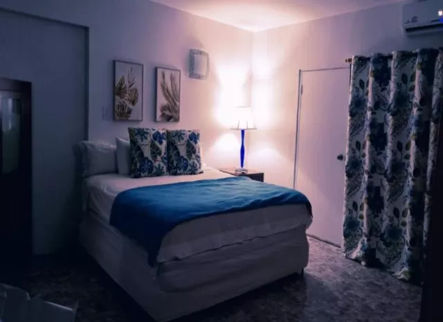 Hotel Palm Beach Retreat