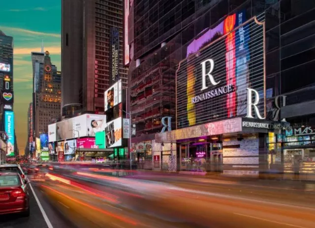 Hotel Renaissance New York Times Square By Marriott