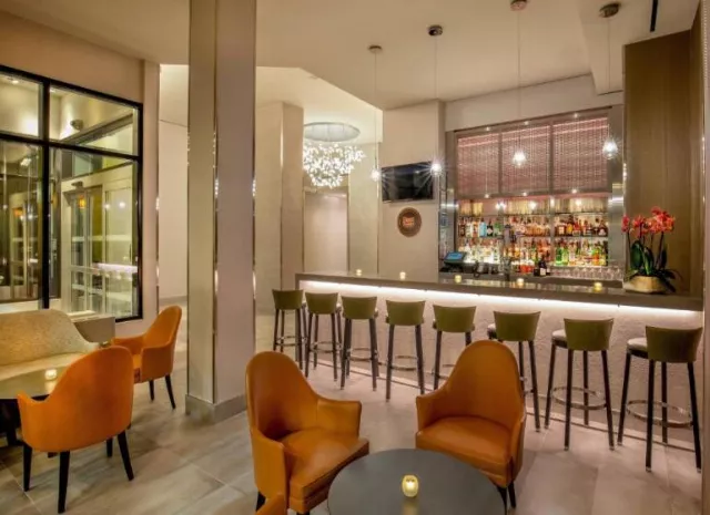 Hotel Four Points By Sheraton Midtown-times Square