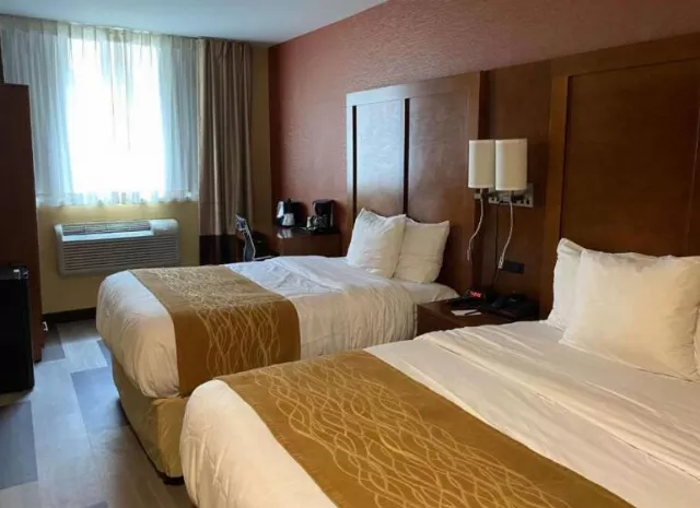 Hotel Ramada By Wyndham New York Times Square West