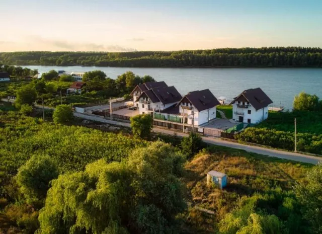 Hotel Amore Resort