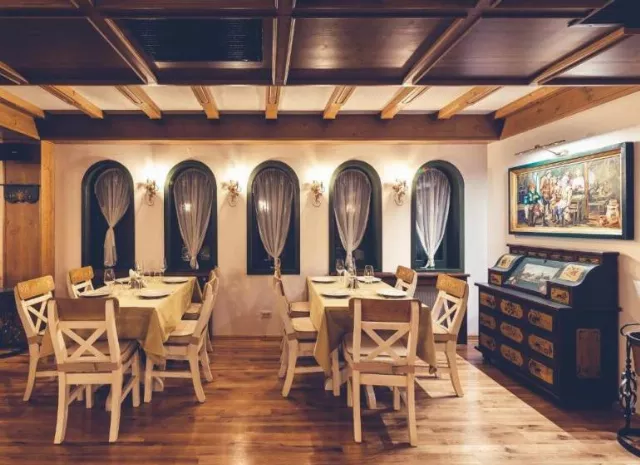 Casa Comana